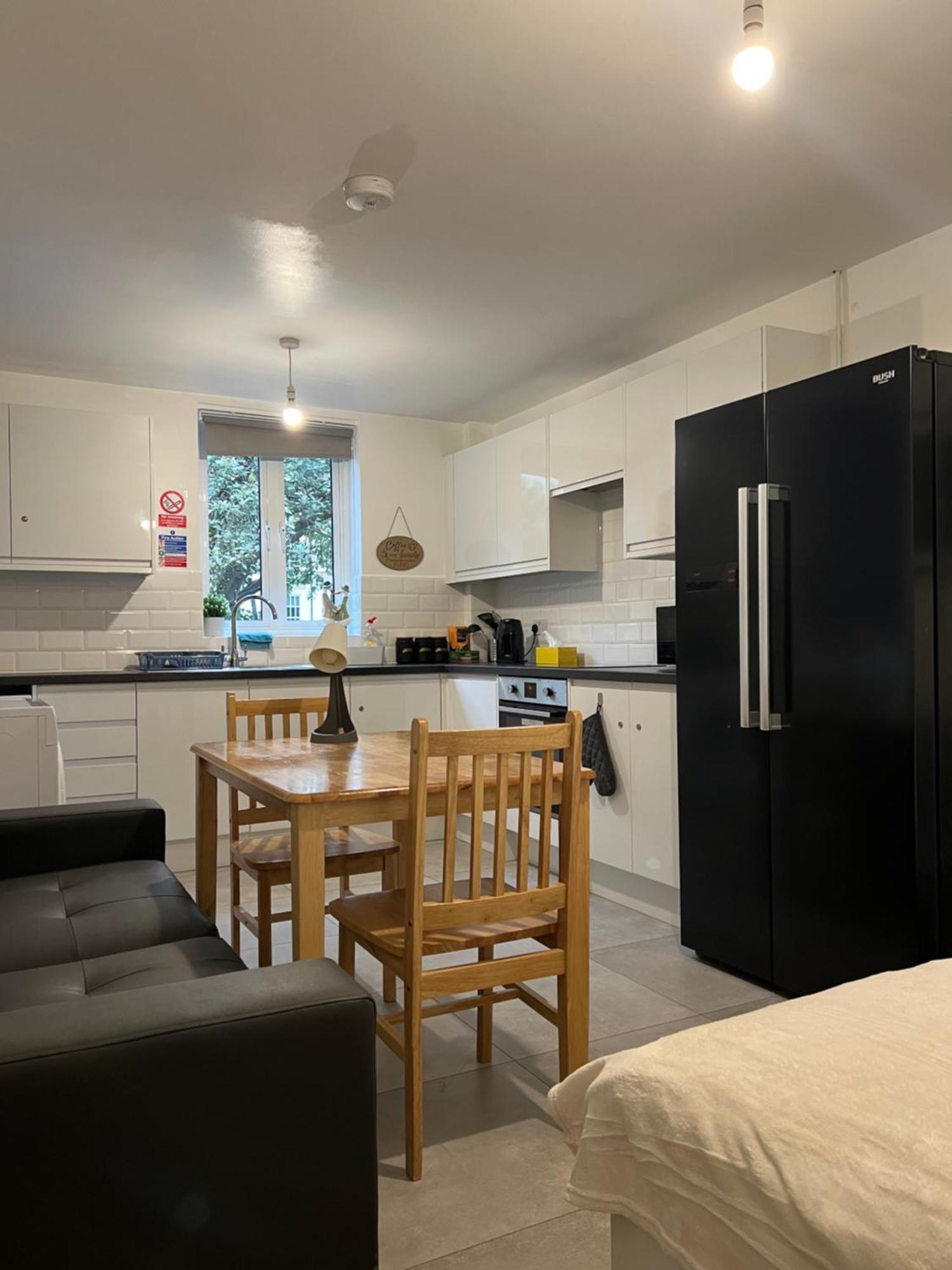 Lovely Double Rooms In Euston & Square In Central Londres Exterior foto