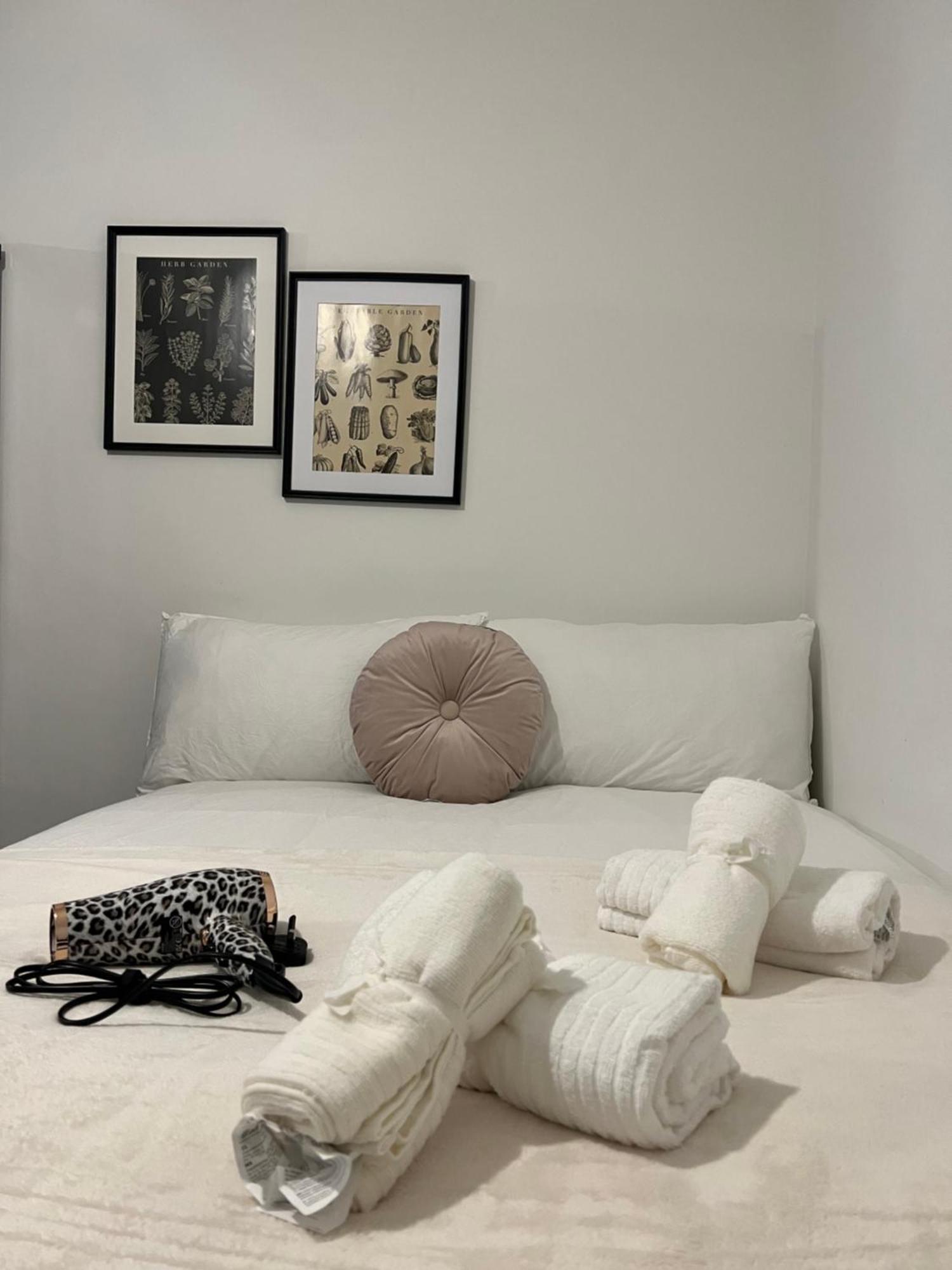 Lovely Double Rooms In Euston & Square In Central Londres Exterior foto