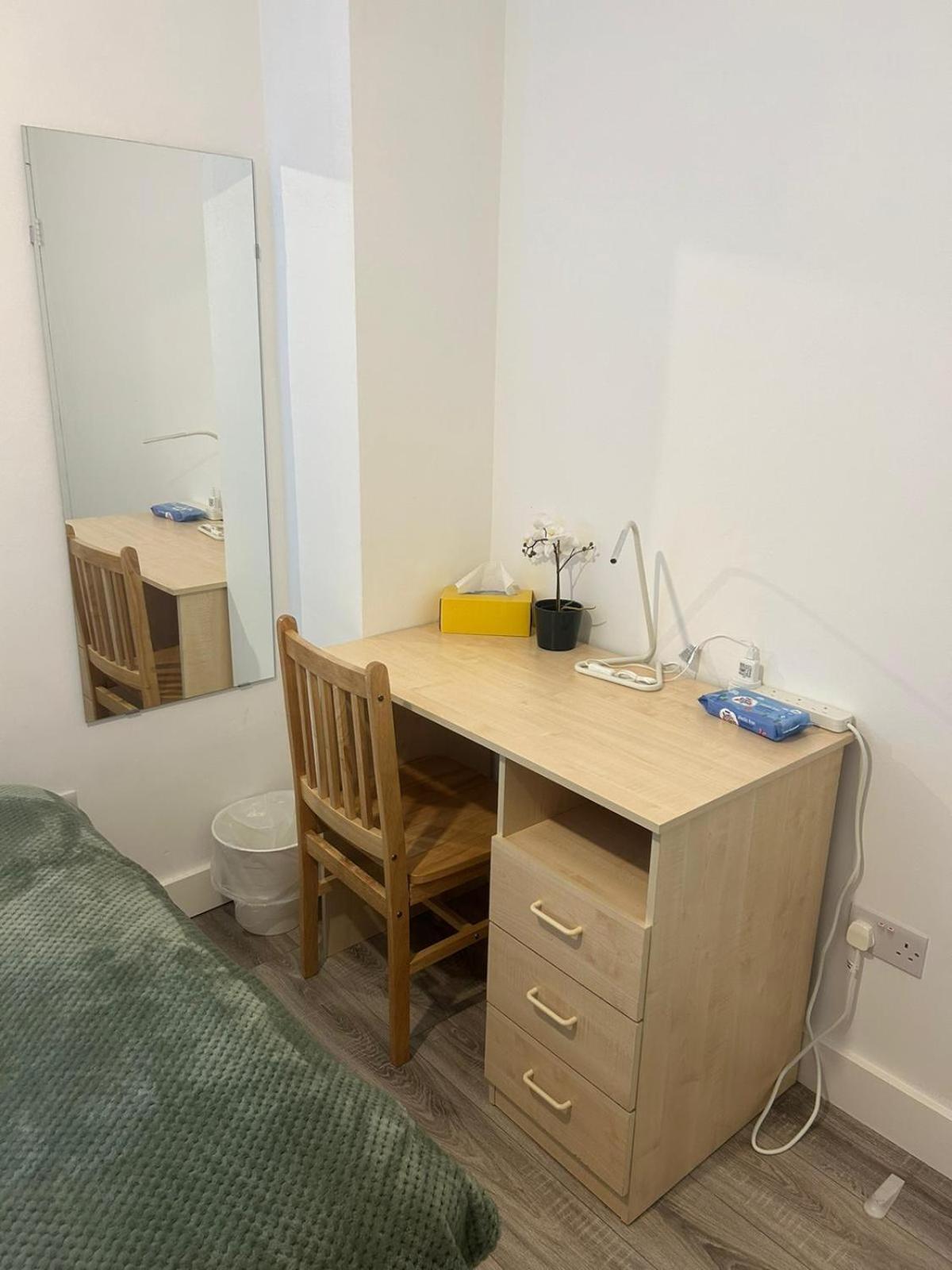 Lovely Double Rooms In Euston & Square In Central Londres Exterior foto
